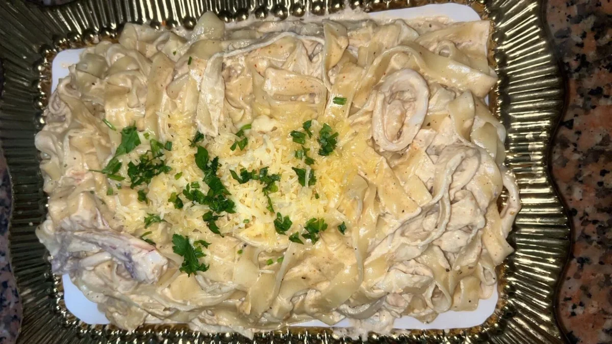 Creamy Garlic Shrimp Pasta