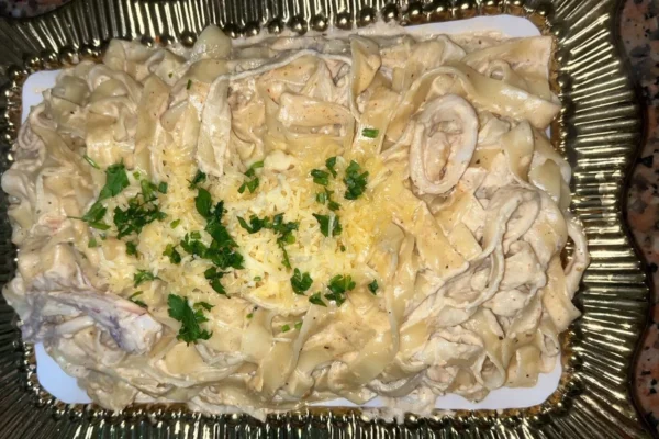 Creamy Garlic Shrimp Pasta